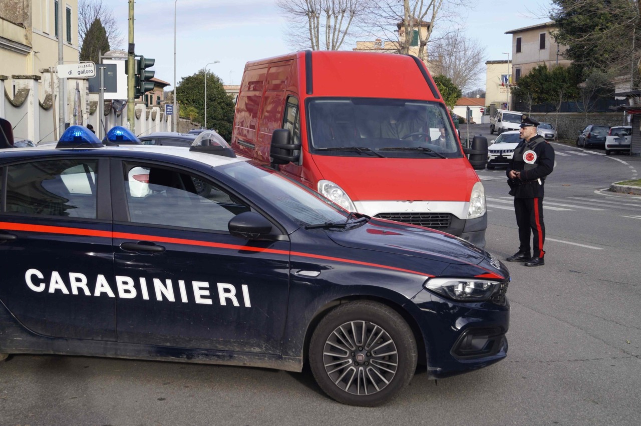 Lite tra vicini a Casina, un 31enne denunciato