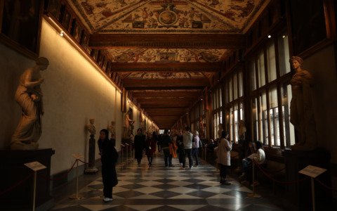 A Reggio Emilia le immagini di Ghirri per l’antologia di Dalla