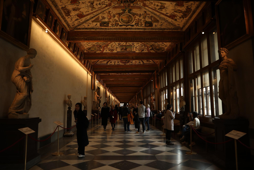 A Reggio Emilia le immagini di Ghirri per l’antologia di Dalla