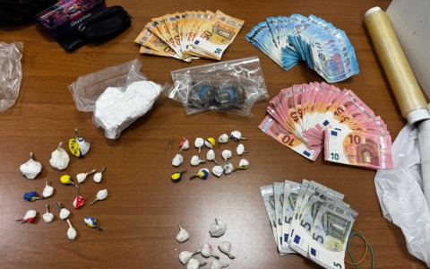 Arrestato alla stazione di Reggio Emilia: aveva droga negli slip