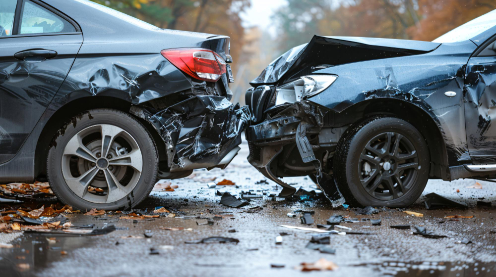 Scontro con un’auto, 17enne in rianimazione