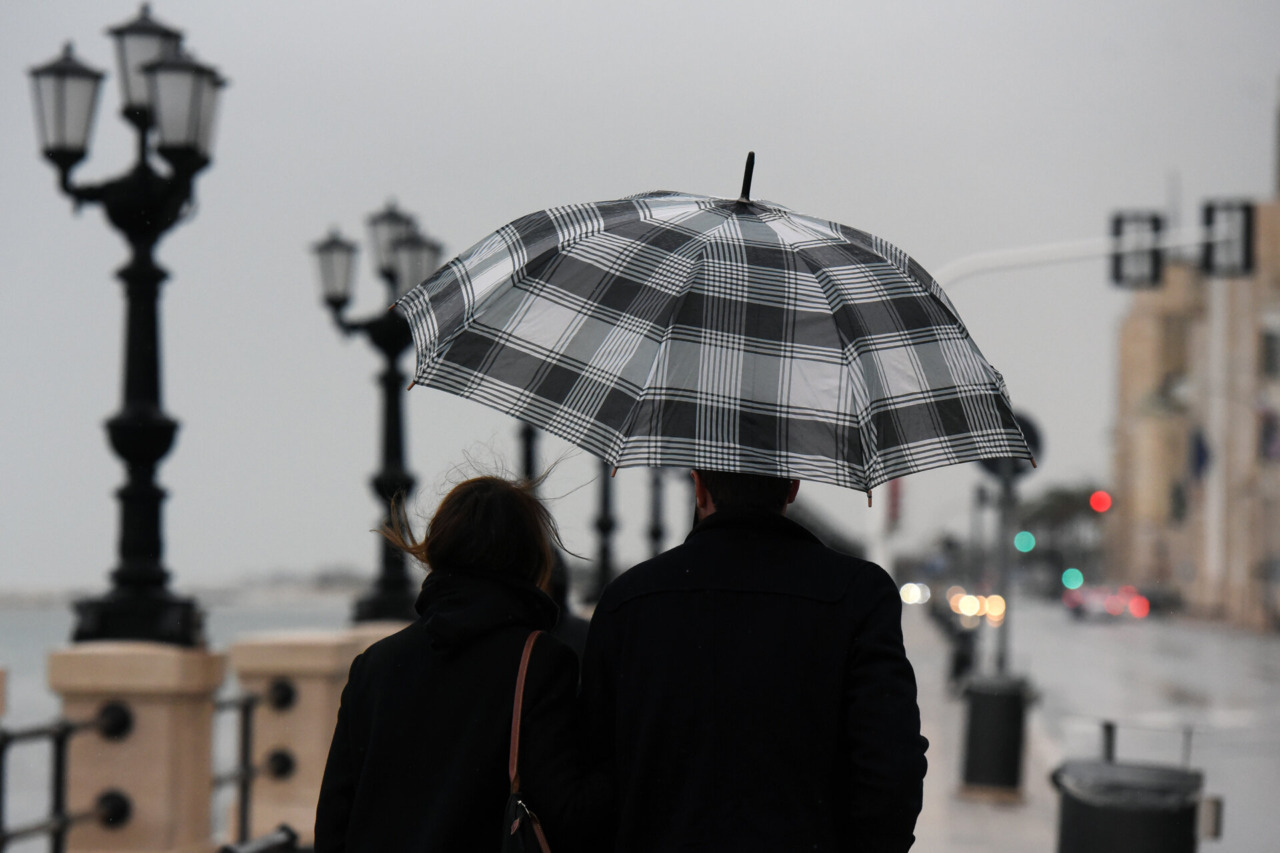 Caldo intenso fino a martedì, poi possibile svolta meteo