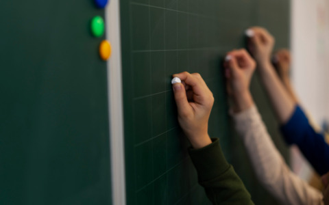 In provincia di Reggio Emilia domani tornano in aula 60mila studenti