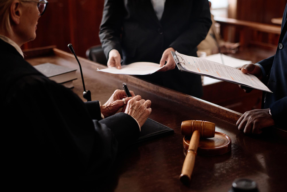 Ospizio, il prefetto: garantire l’ordine e rispettare il Tar